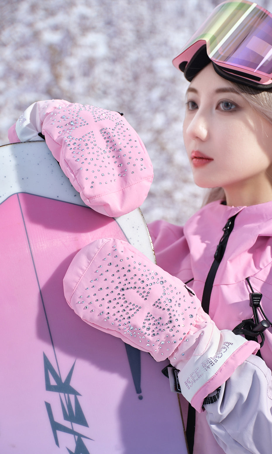 ISEE MIGGA Cross Rhinestone Gloves