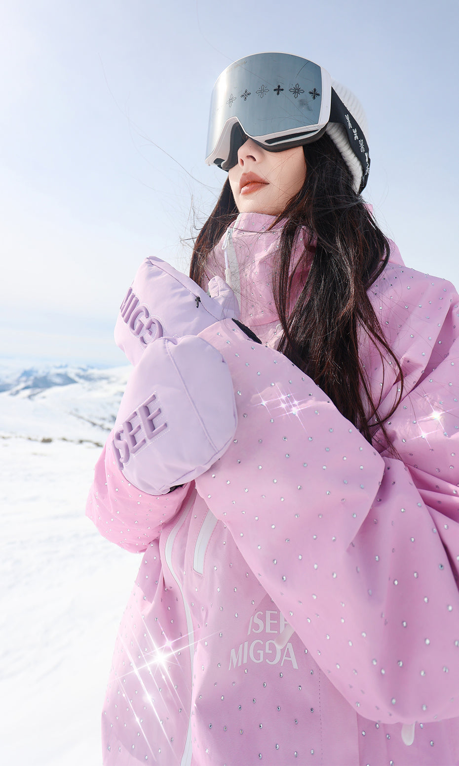 ISEE MIGGA Barbie PinkSki Suit with Diamonds