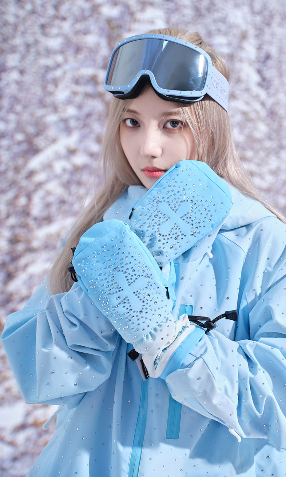 ISEE MIGGA Cross Rhinestone Gloves