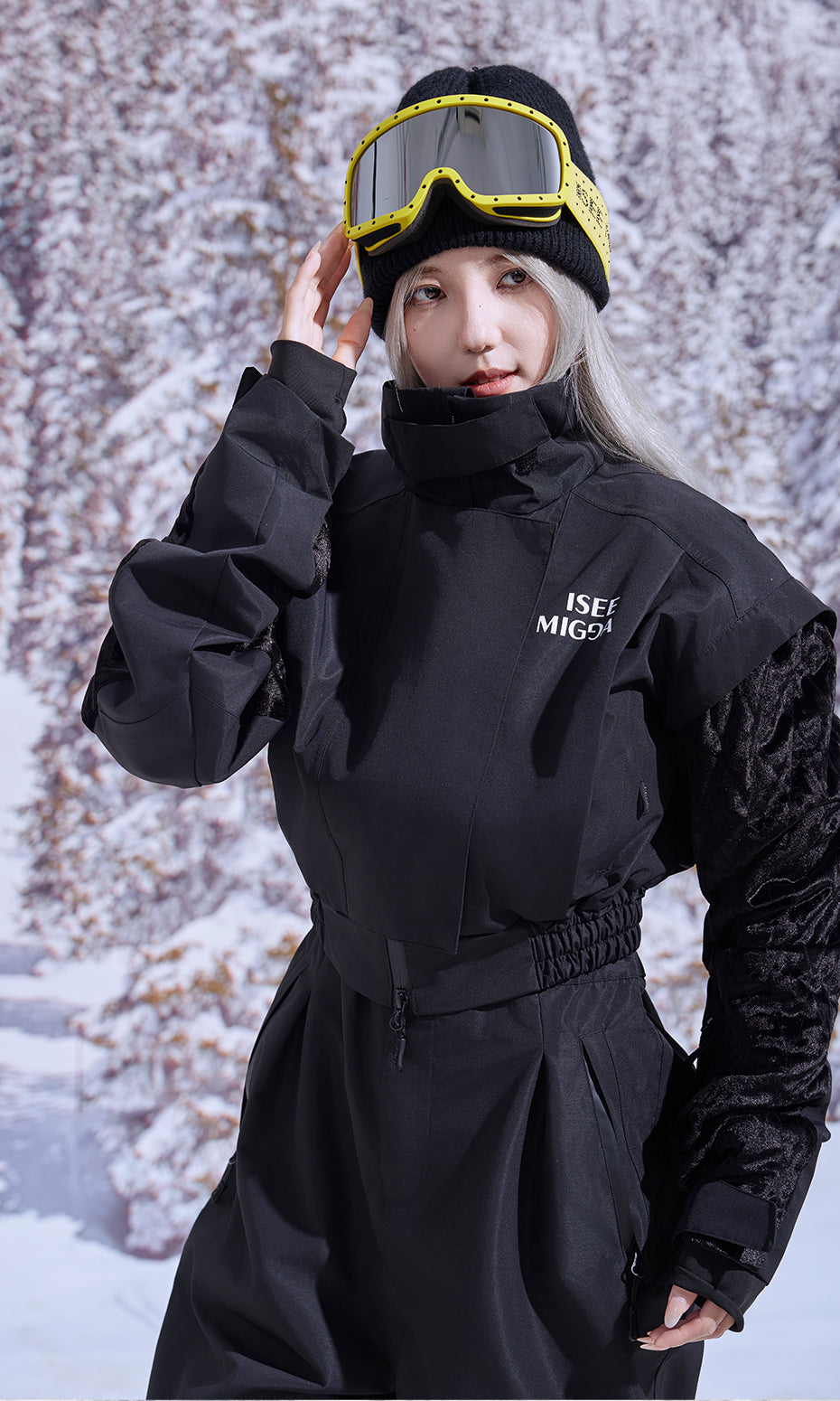ISEE MIGGA Velvet Quilted Obsidian Black Ski Suit