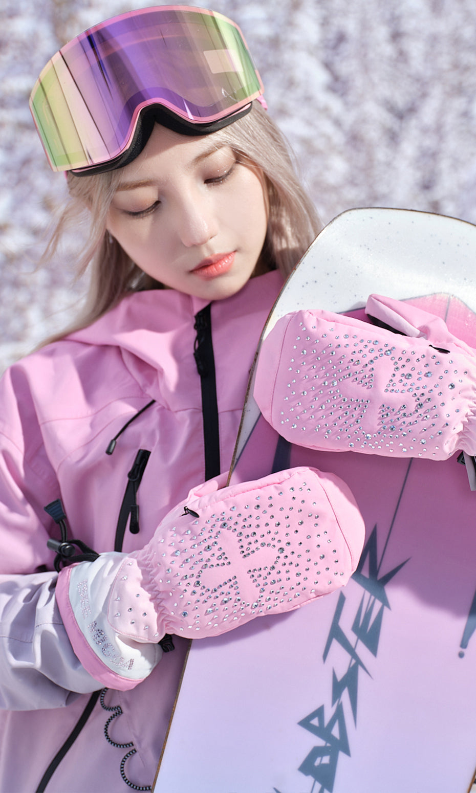 ISEE MIGGA Cross Rhinestone Gloves