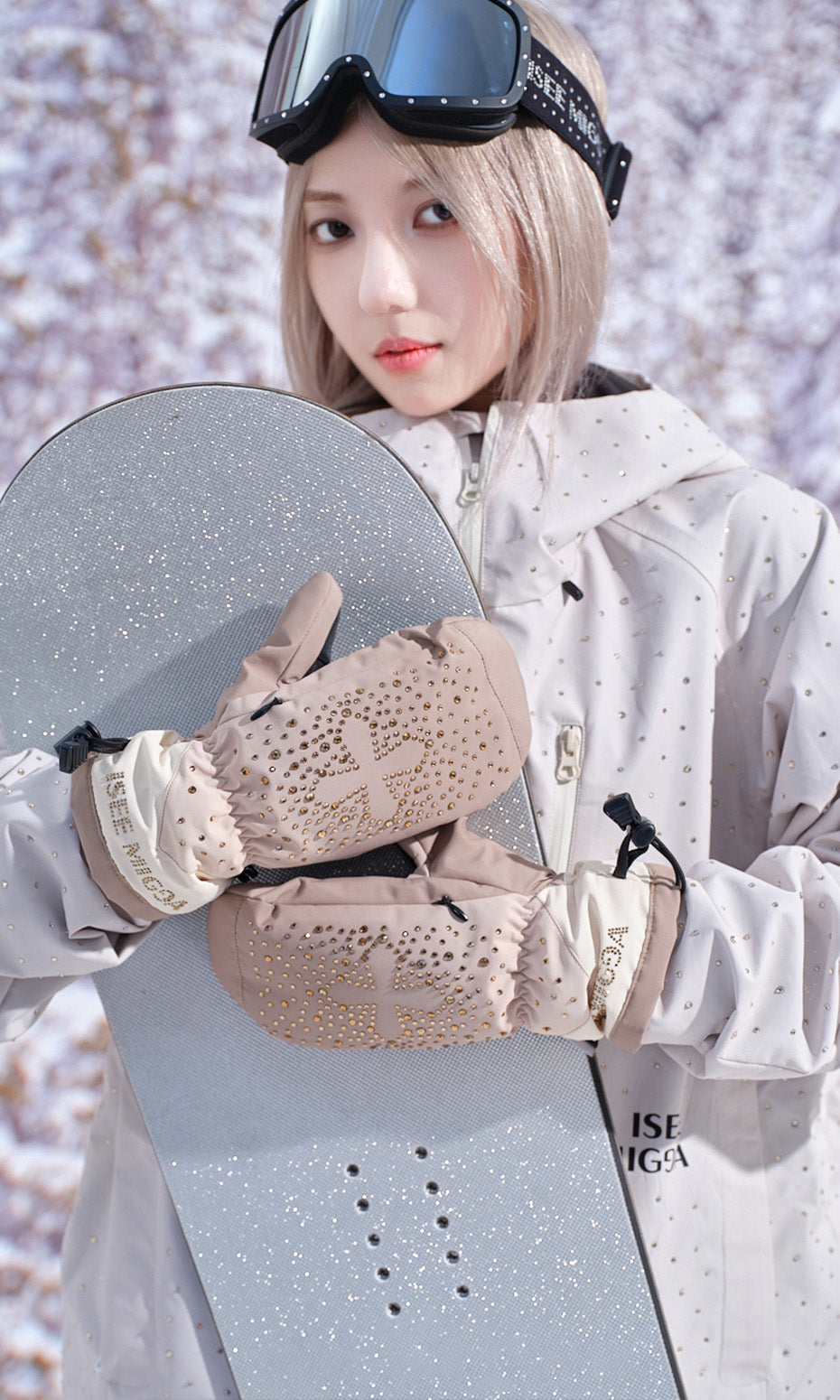 ISEE MIGGA Cross Rhinestone Gloves
