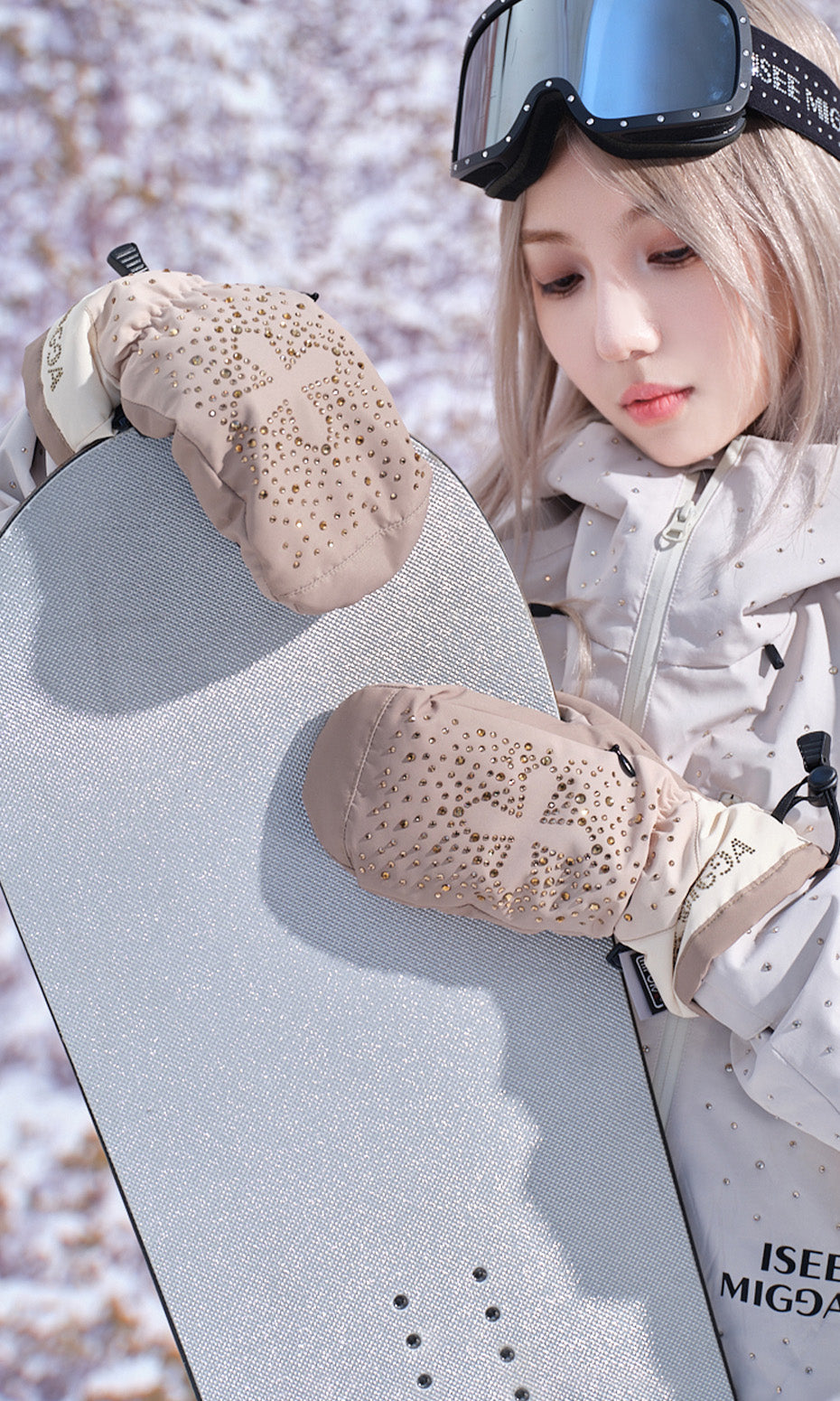 ISEE MIGGA Cross Rhinestone Gloves