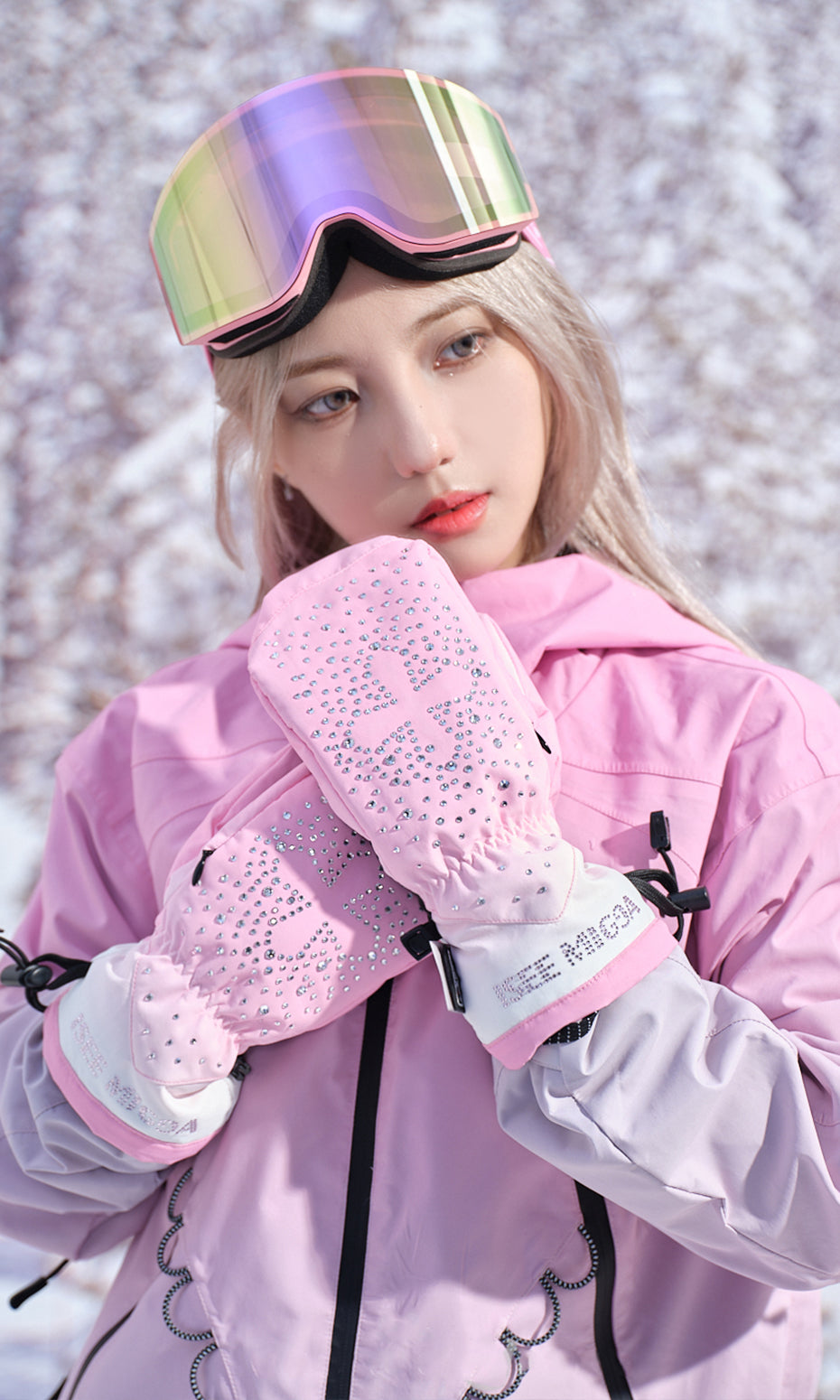 ISEE MIGGA Cross Rhinestone Gloves