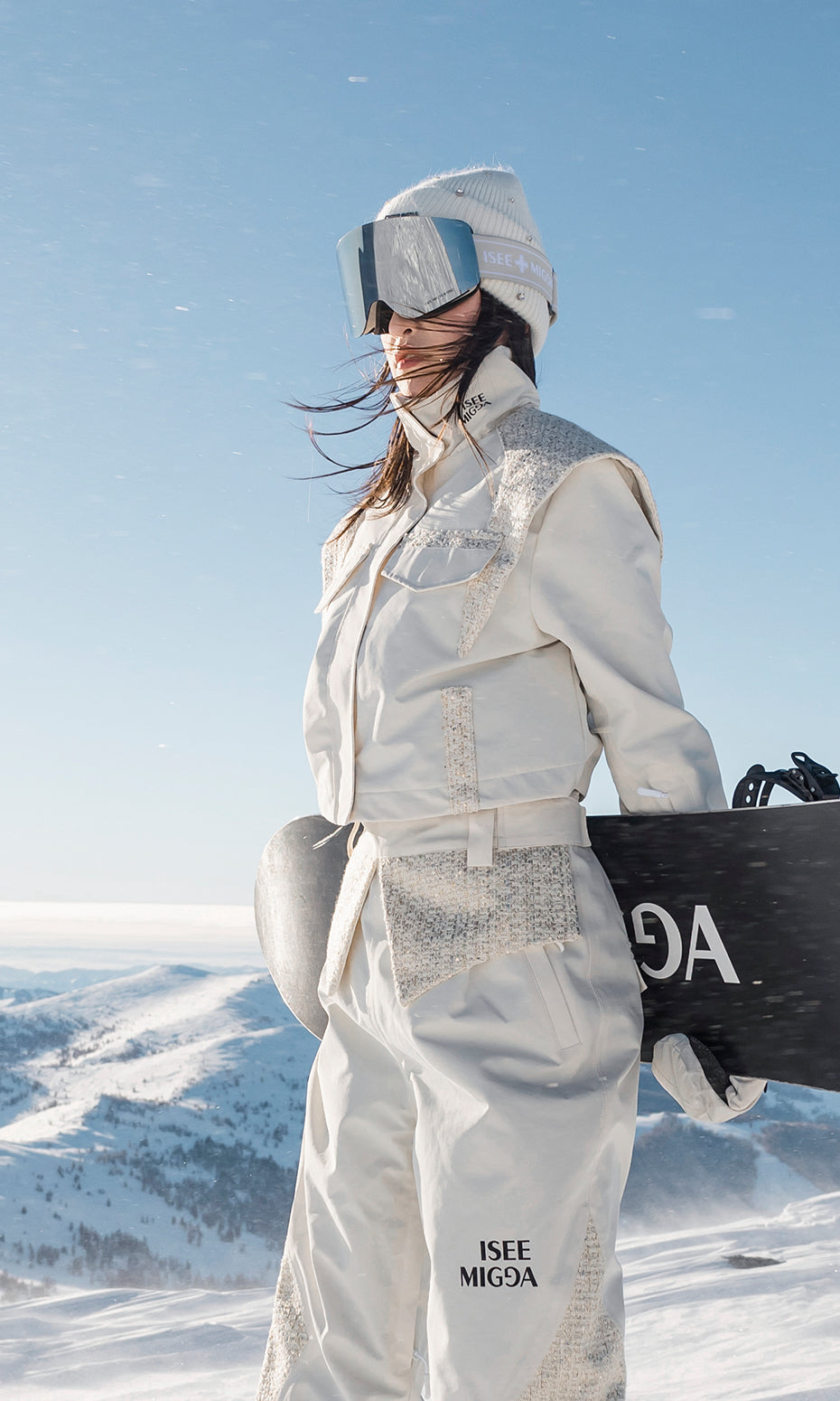 ISEE MIGGA Platinum Chanel Style Ski Suit