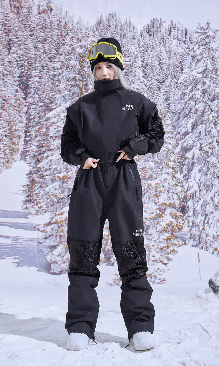 ISEE MIGGA Velvet Quilted Obsidian Black Ski Suit