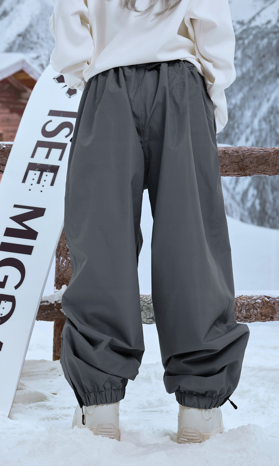 ISEE MIGGA Black Tortoise Grey Wide-Leg Pants