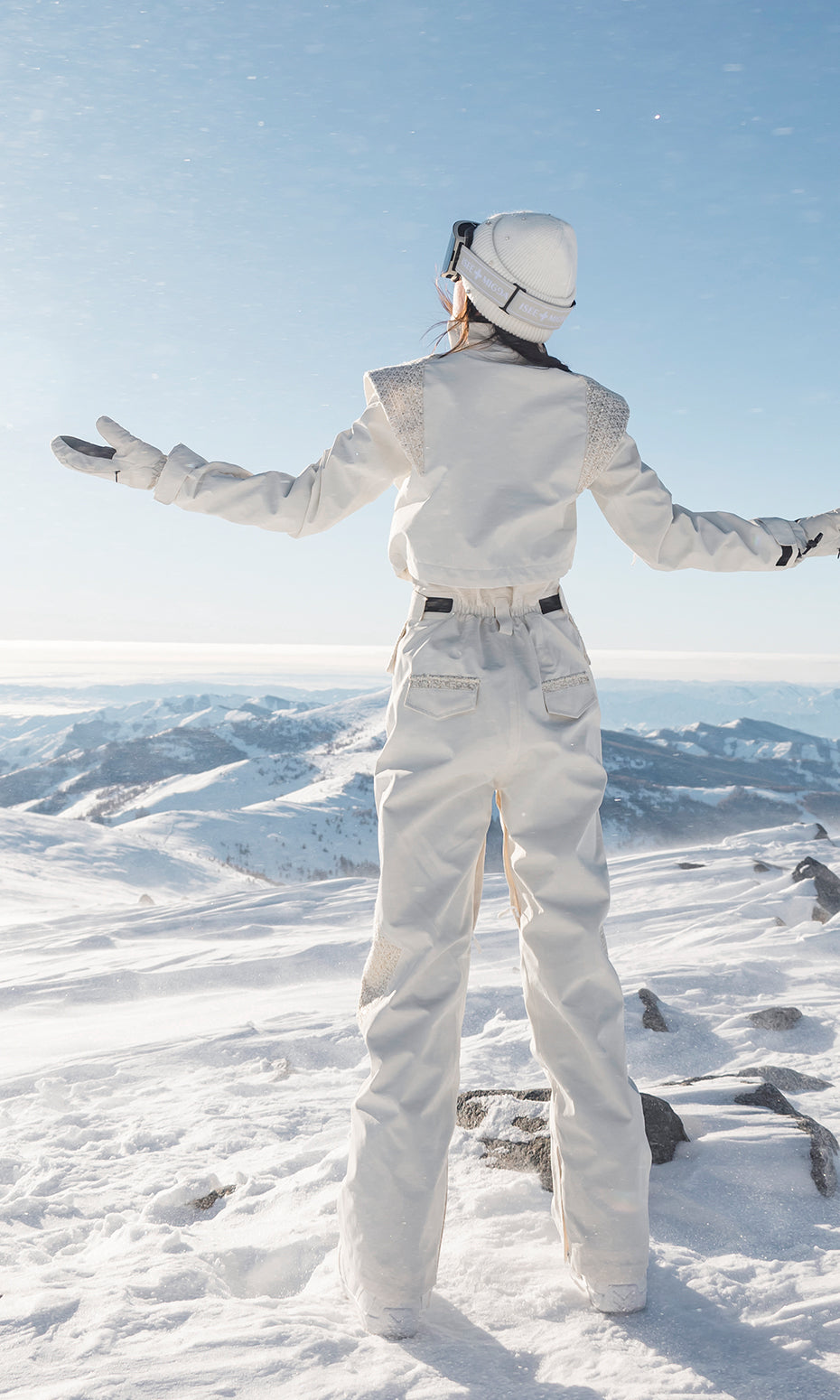ISEE MIGGA Platinum Chanel Style Ski Suit